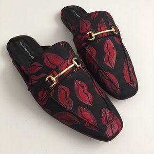 Steven By Steve Madden Shoes - Lip Pattern Slide On Loafers Steven By Steve Madden Shoes - Lip Pattern Slide On Loafers